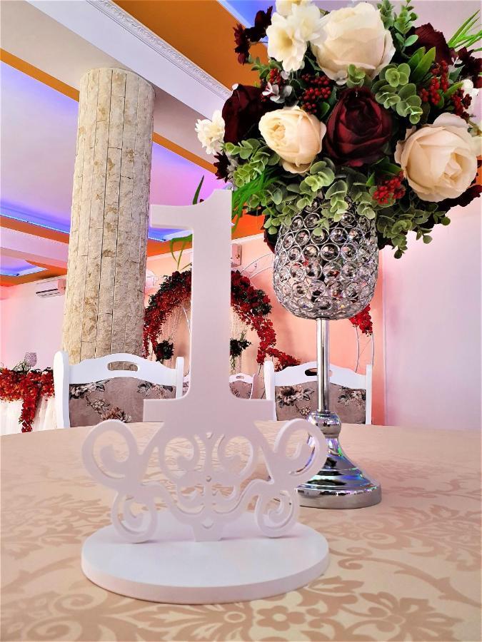 Ari Events Hotel Caseiu Bagian luar foto